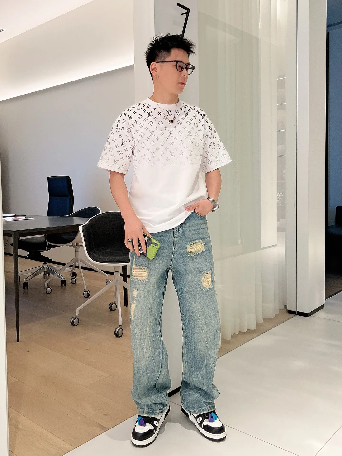 Model picture